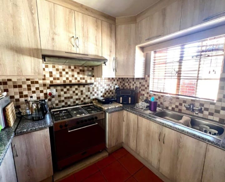 To Let 2 Bedroom Property for Rent in Langenhovenpark Free State